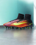 NIKE MERCURIAL SUPERFLY V FG TOTAL CRIMSON/VOLT/BLACK