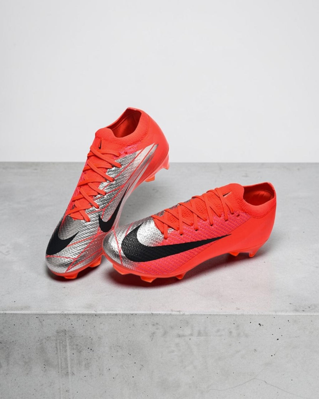 NIKE AIR ZOOM MERCURIAL VAPOR CUSTOM ELITE CR7 FG