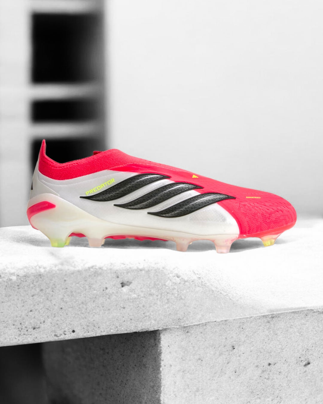 ADIDAS PREDATOR ELITE LACELESS FG