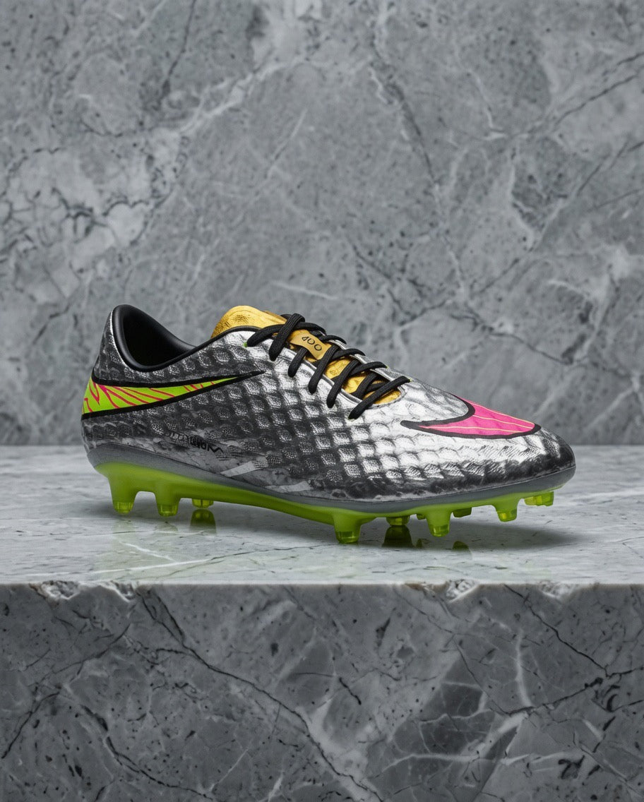 NIKE HYPERVENOM PHANTOM LIQUID DIAMOND FG
