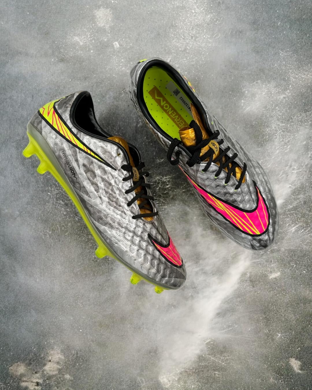 NIKE HYPERVENOM PHANTOM LIQUID DIAMOND FG