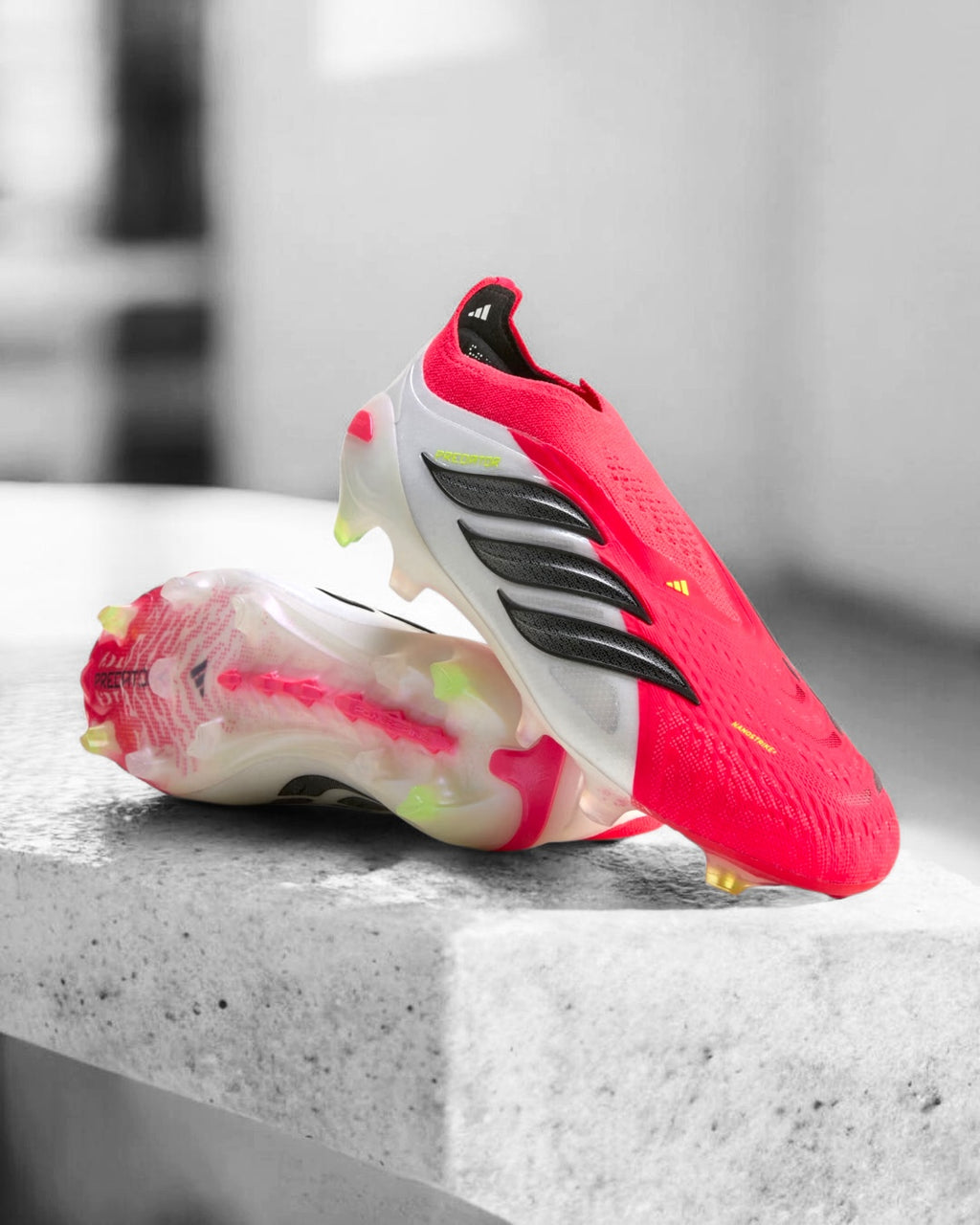 ADIDAS PREDATOR ELITE LACELESS FG
