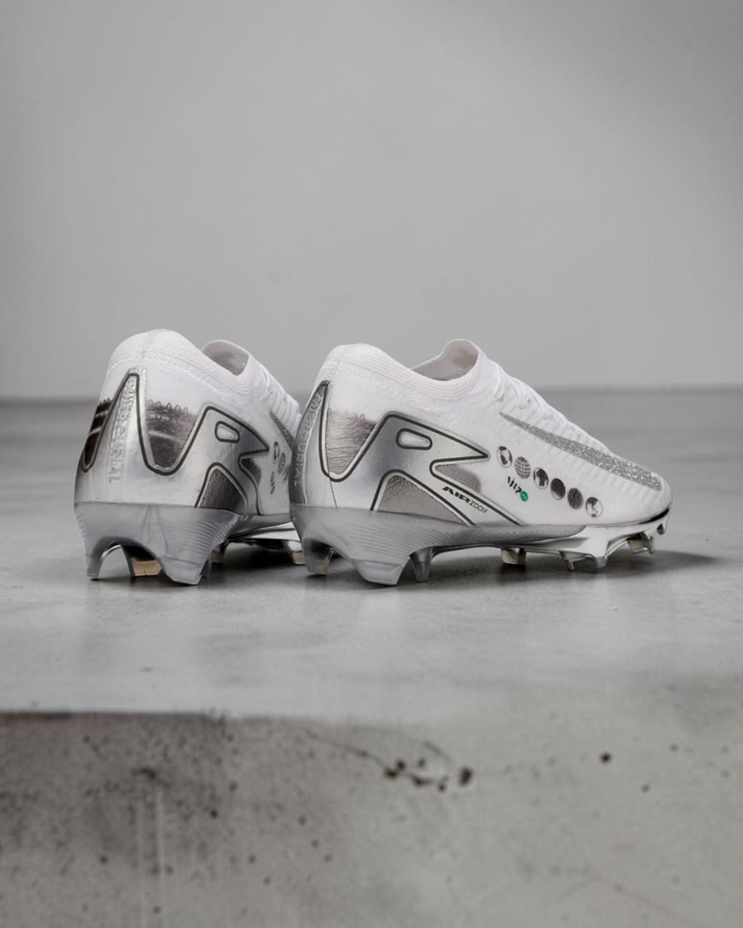 NIKE AIR ZOOM MERCURIAL VAPOR CUSTOM ELITE VINI JR FG