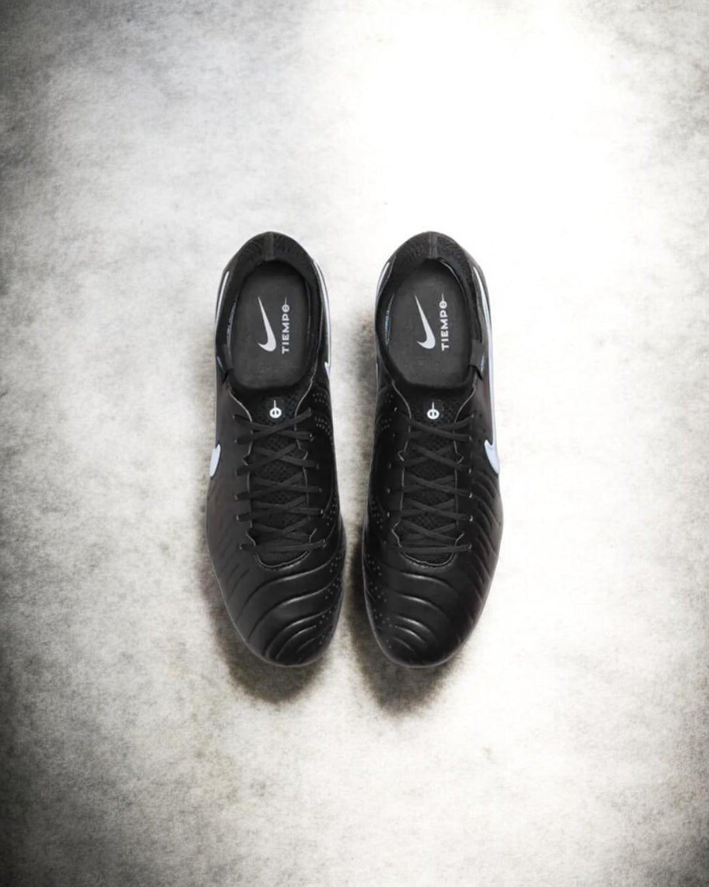 NIKE TIEMPO BLACK ELITE FG